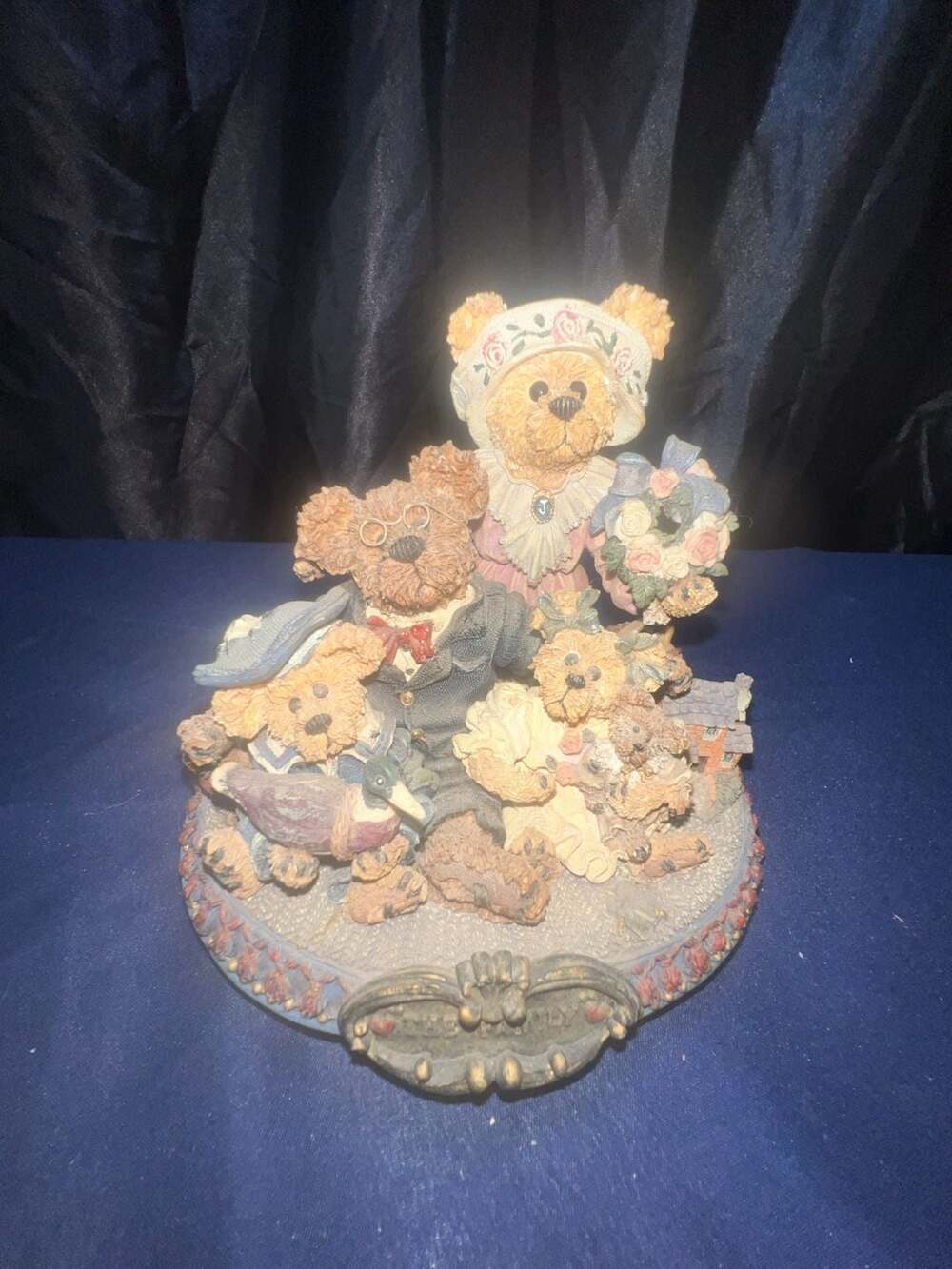 Boyds Bears and Friends #227804 1999 The Family February #4493 Bearstones